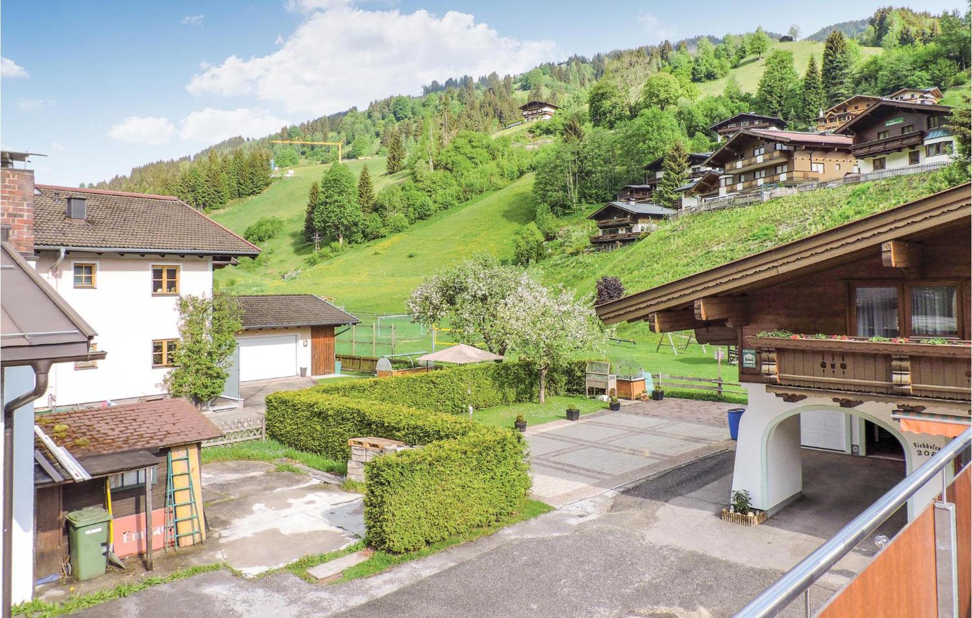 Two-Bedroom Apartment In Viehhofen Kültér fotó